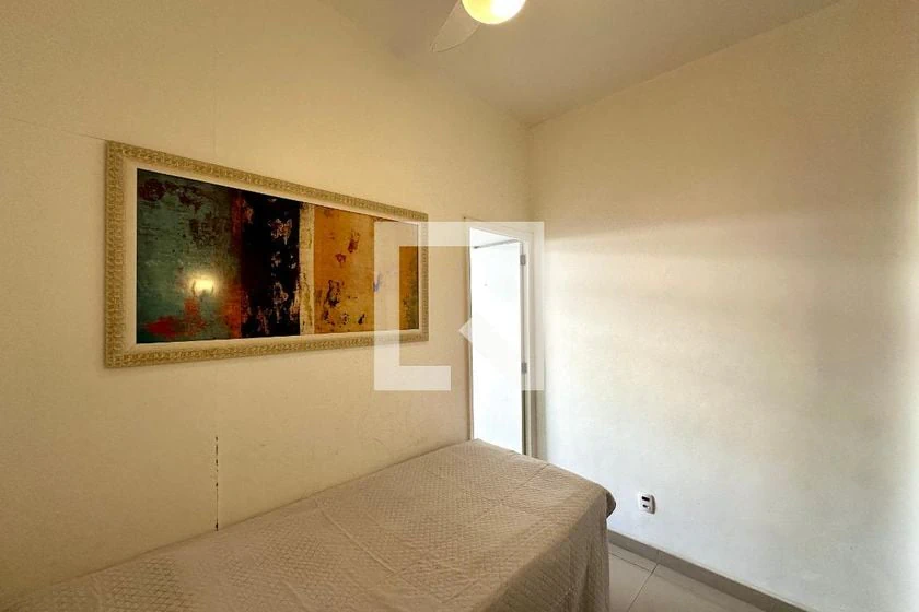 1-bedroom apartment with a closed kitchen and gas stove — photo 19