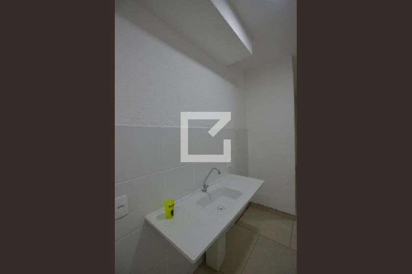 Квартира з 2 спальнями 40 м² і 1 місцем для авто