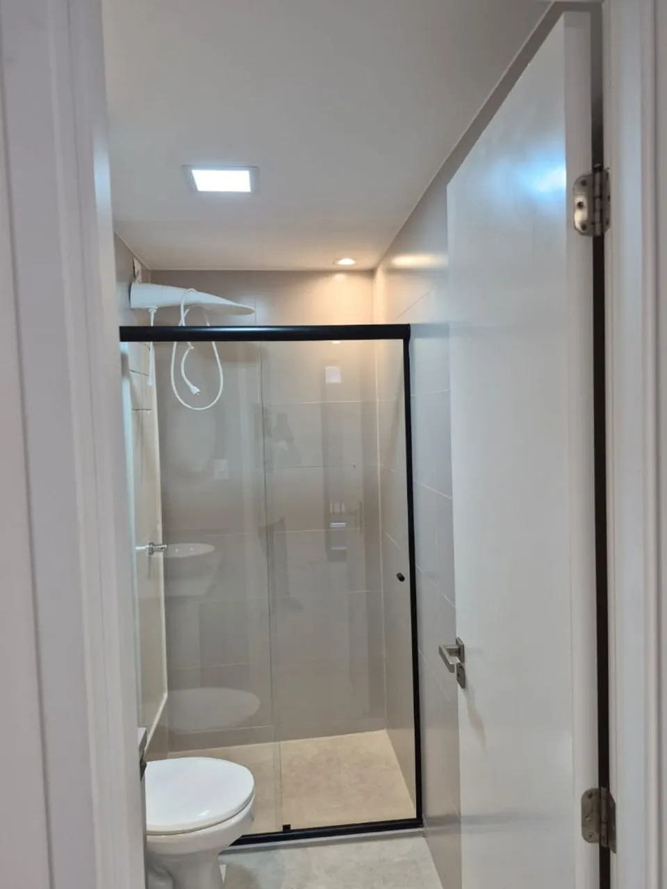 Furnished 2-bedroom apartment with balcony — photo 10