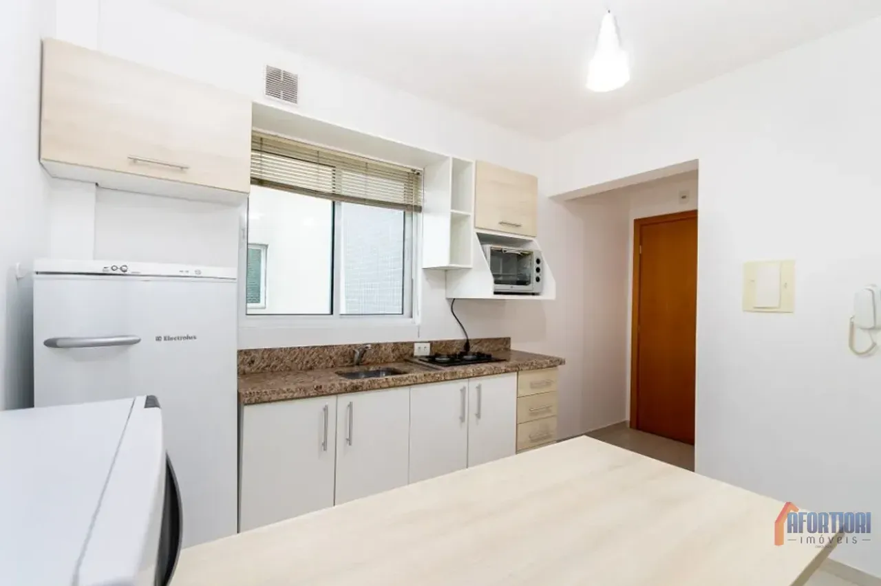 Furnished 1-bedroom apartment with a balcony — photo 2