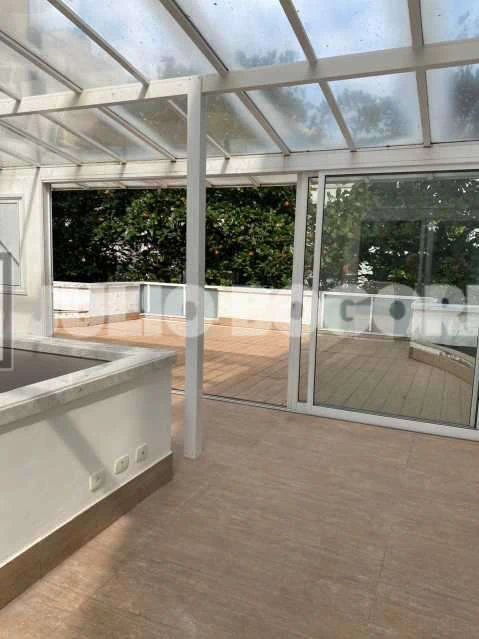 280 m² duplex penthouse with 3 en-suite bedrooms — photo 29
