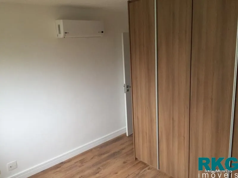 Apartment, 170 m², with a glass-enclosed balcony — photo 6