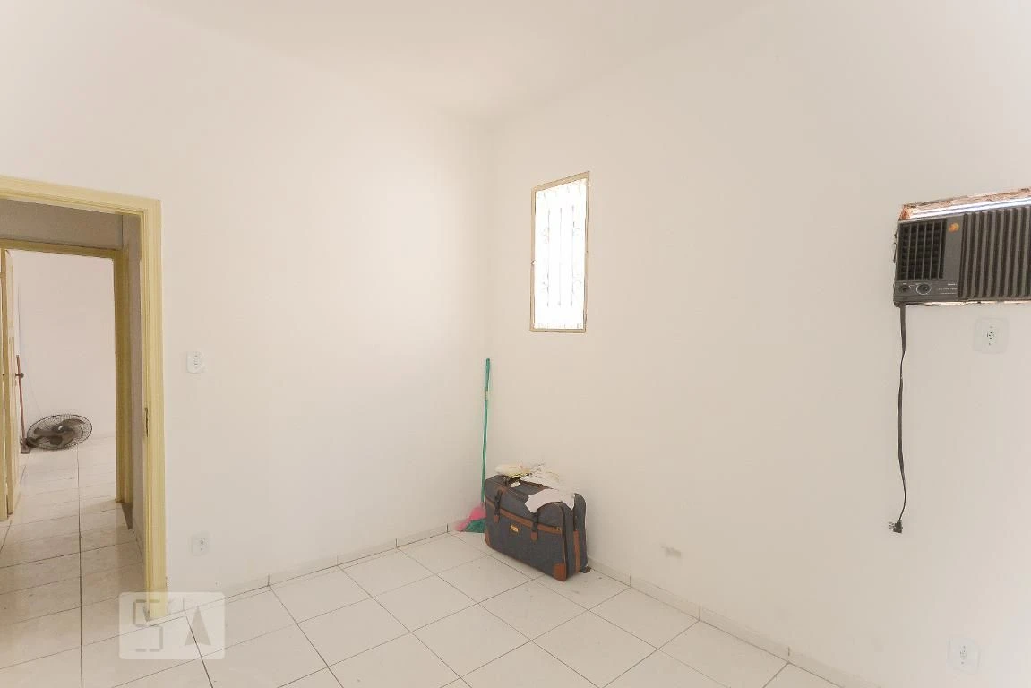 House for rent with 5 bedrooms and 2 bathrooms — photo 18