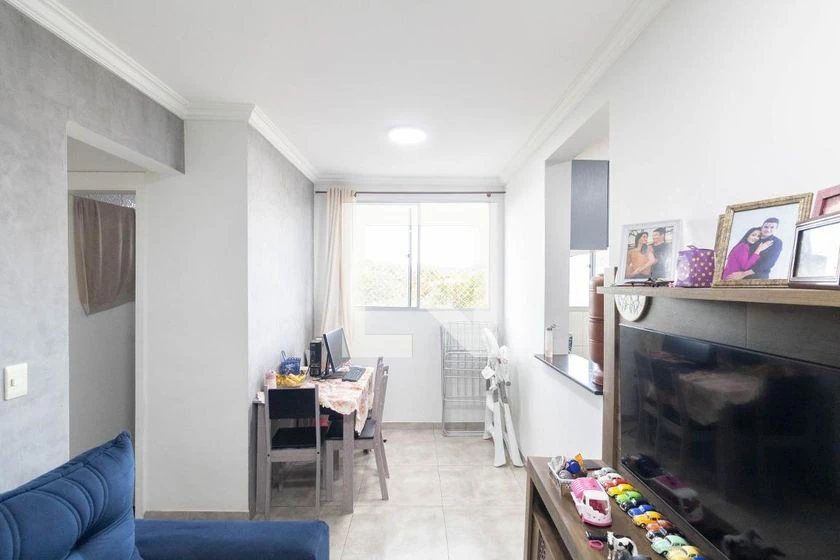 2-bedroom apartment with a closed kitchen and gas stove — photo 7