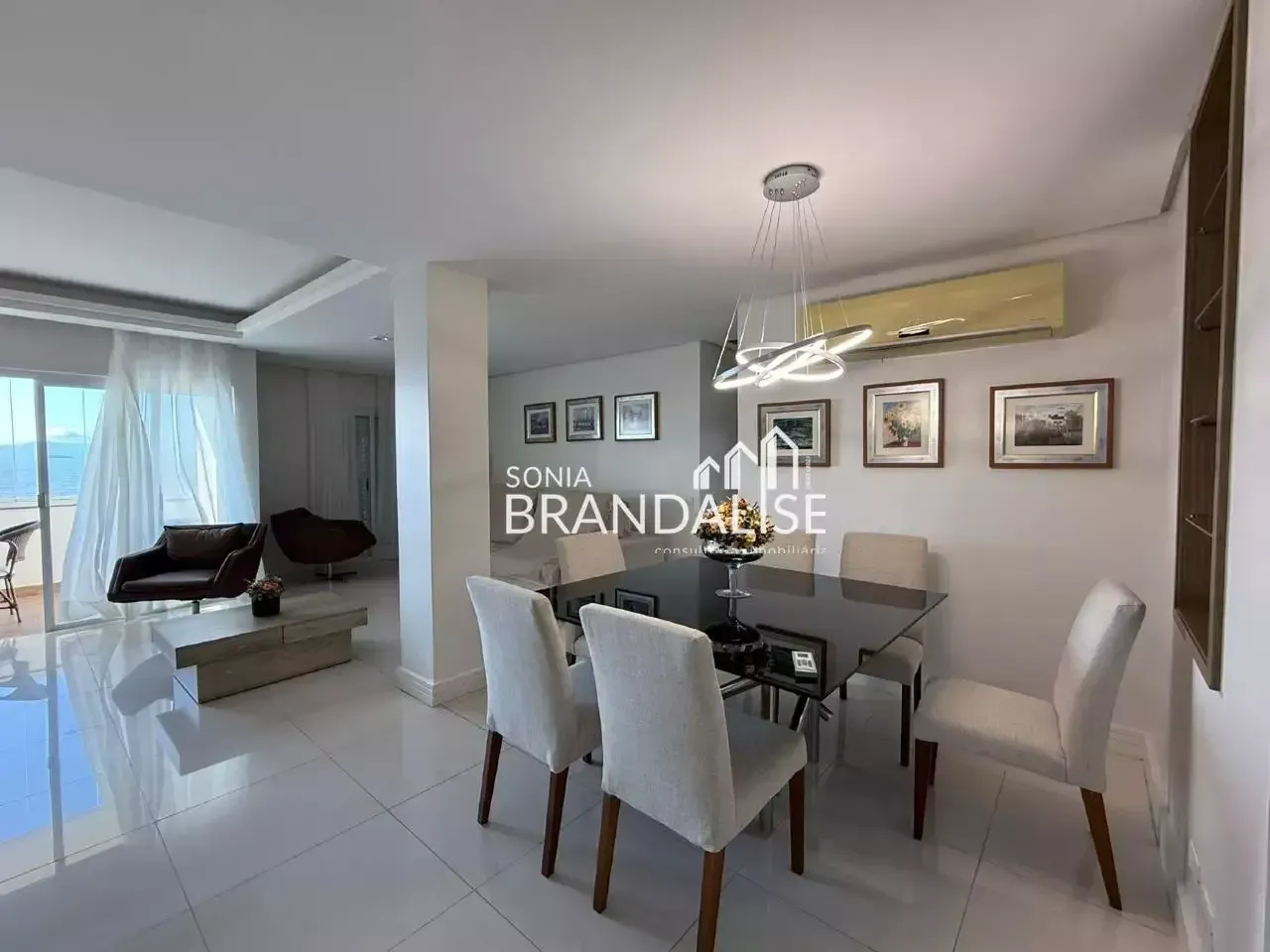 Apartamento amueblado con vista al agua y 2 dormitorios — photo 6