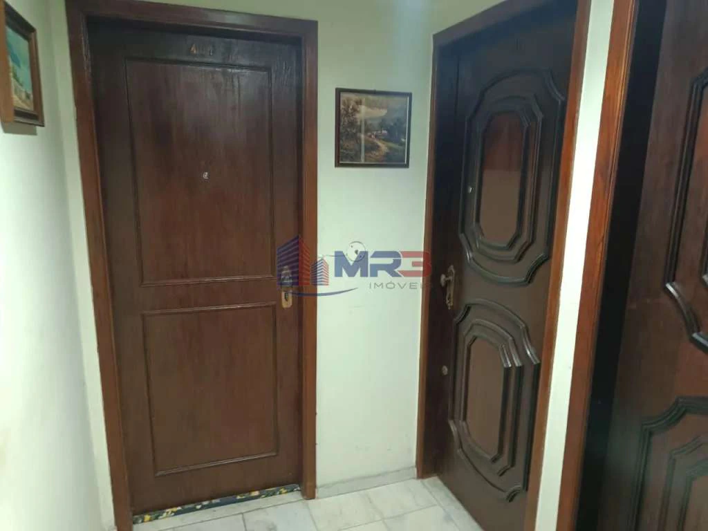 Furnished apartment with 3 bedrooms and a balcony — photo 23