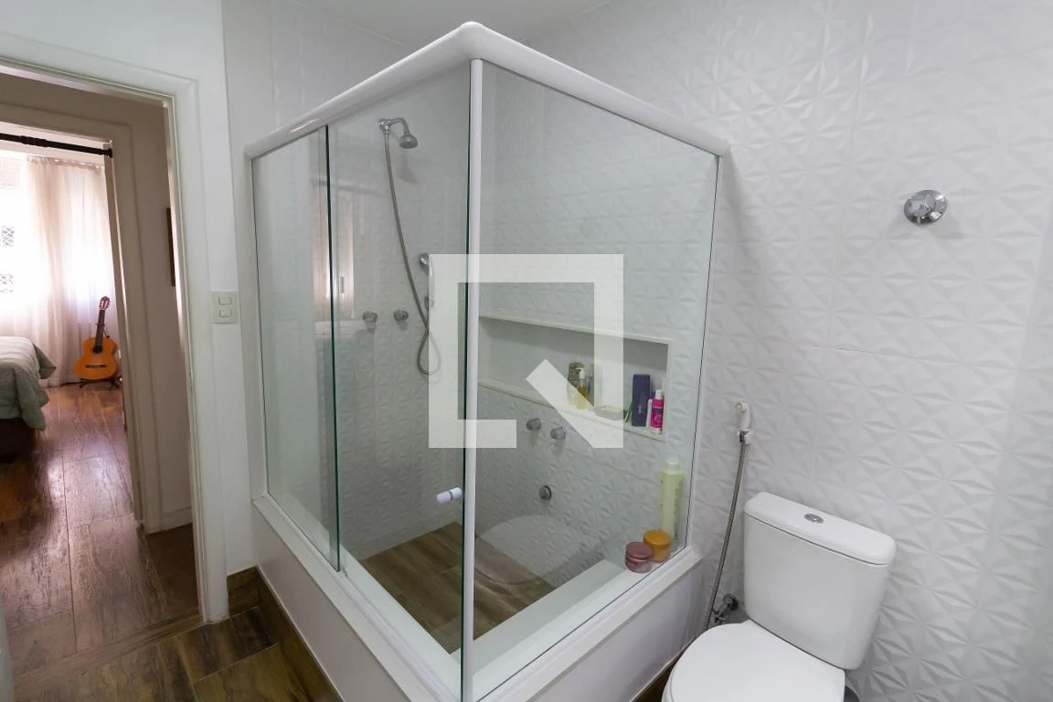125 m² apartment with a jacuzzi and a bathtub — photo 19