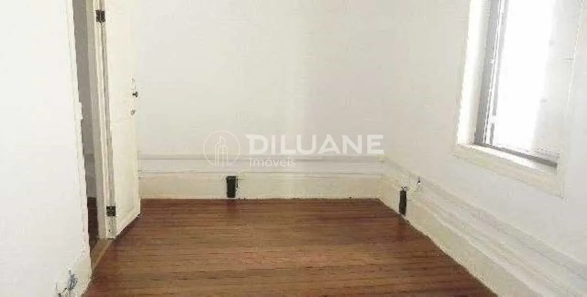 Unfurnished 1-bedroom apartment with 1 bathroom and parking — photo 11