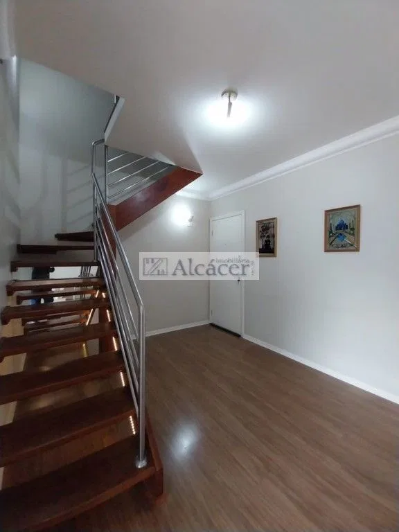 3-bedroom apartment in a building with a gym — photo 19