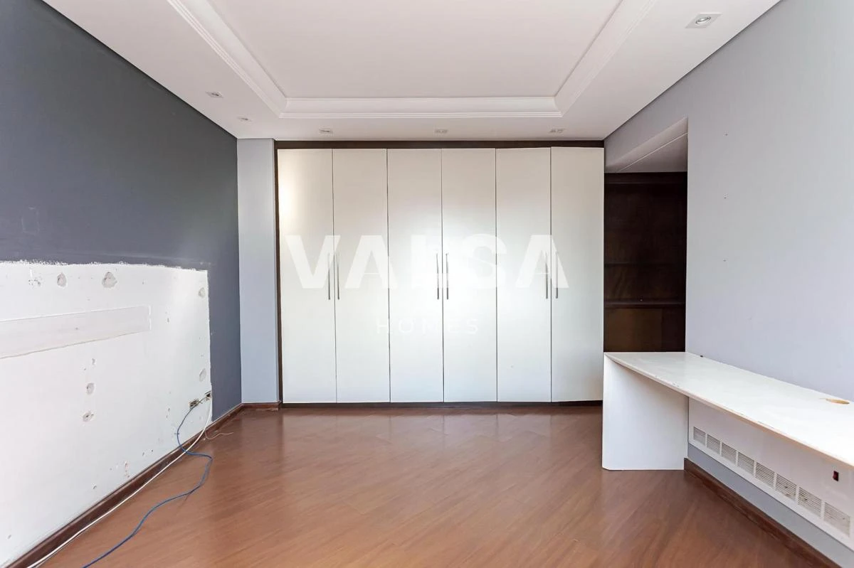 Ванна та 4 спальні: квартира 441 м² — photo 23