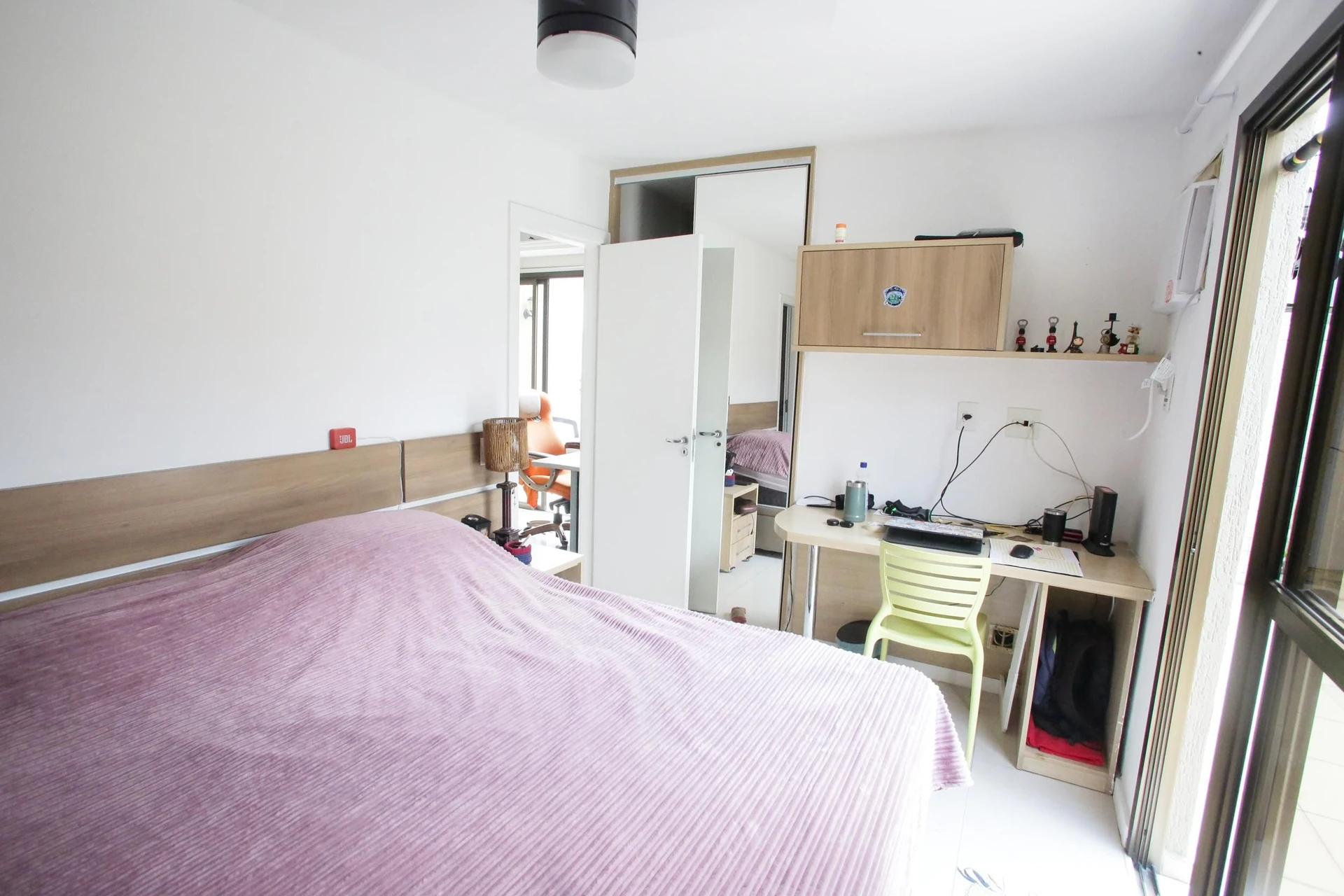 Apartamento mobiliado com 4 quartos e varanda — photo 35