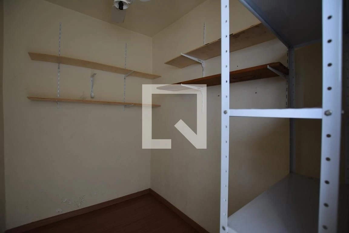 60 m² apartment with a walk-in closet and a private BBQ — photo 32