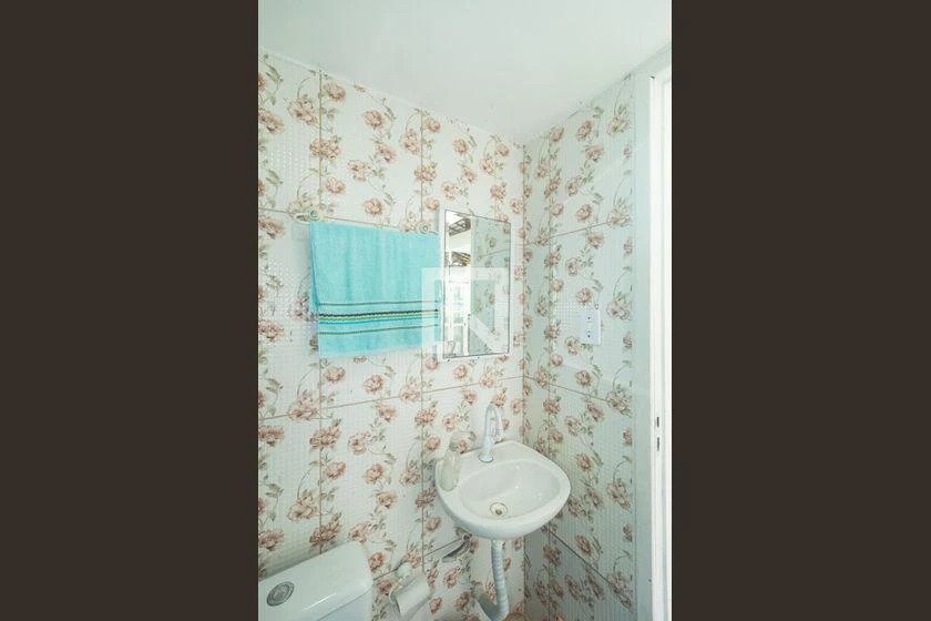 200 m² rental house with 3 bedrooms and a balcony — photo 2