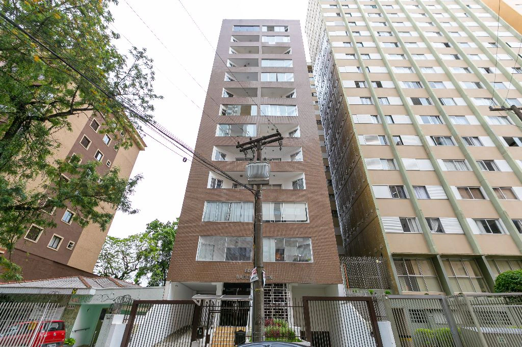 Apartamento de 1 quarto com máquina de lavar, Alto da Rua XV — photo 5