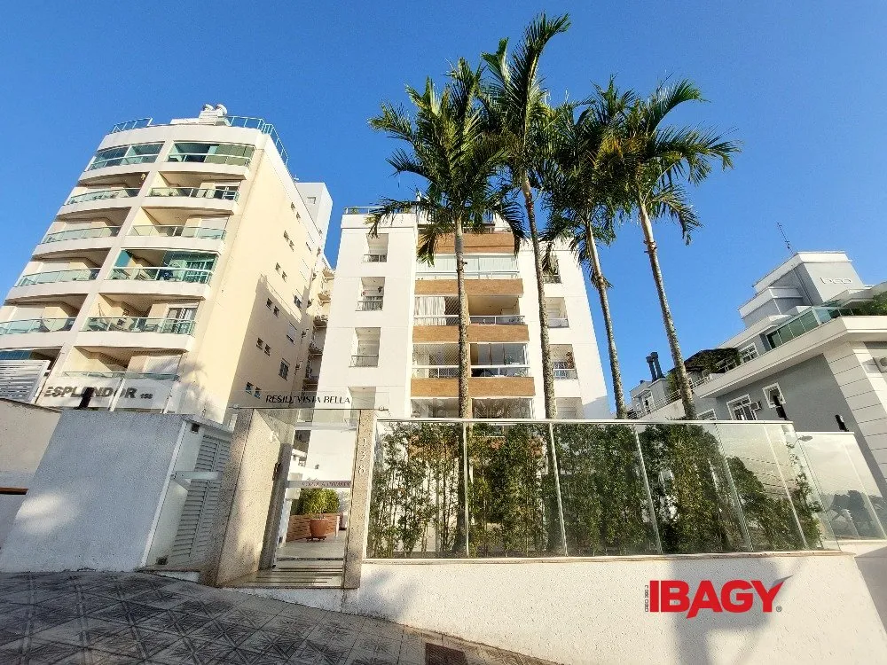 Furnished 145 m² apartment with 3 bedrooms and 2 parking — photo 21