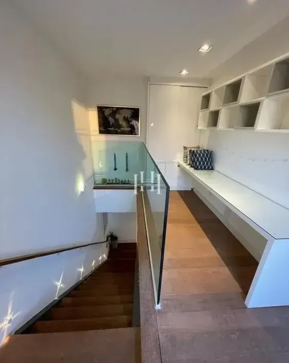 Apartamento mobiliado com 3 quartos e 261 m² — photo 8