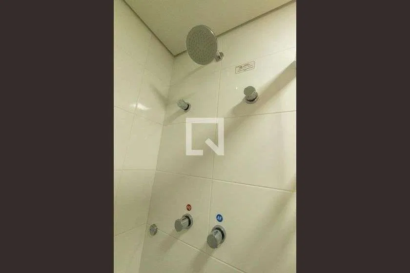 Apartamento, 105 m², com piscina privativa