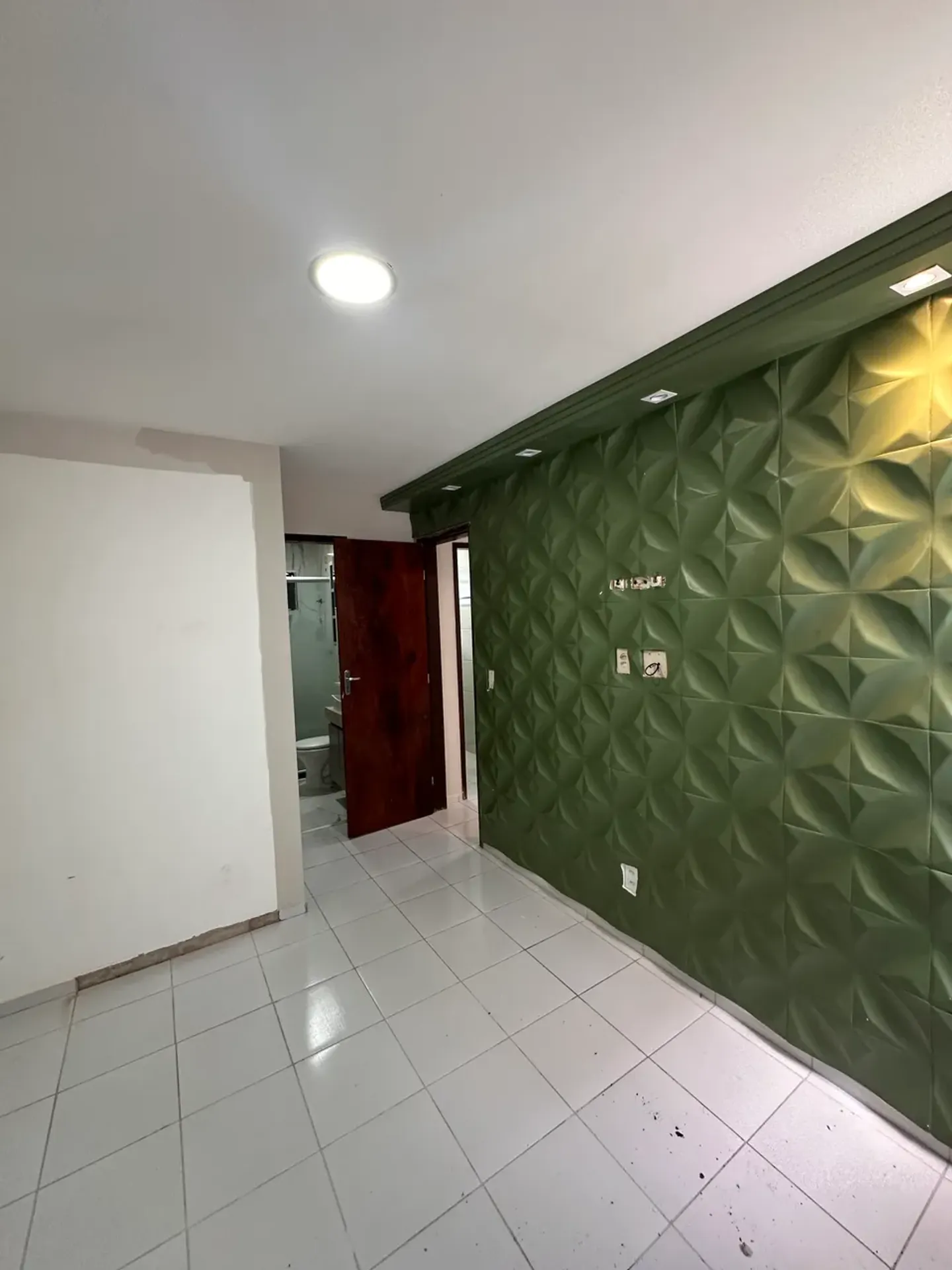 Квартира: 2 спальні, 1 з власною ванною кімнатою, 45 м² — photo 12