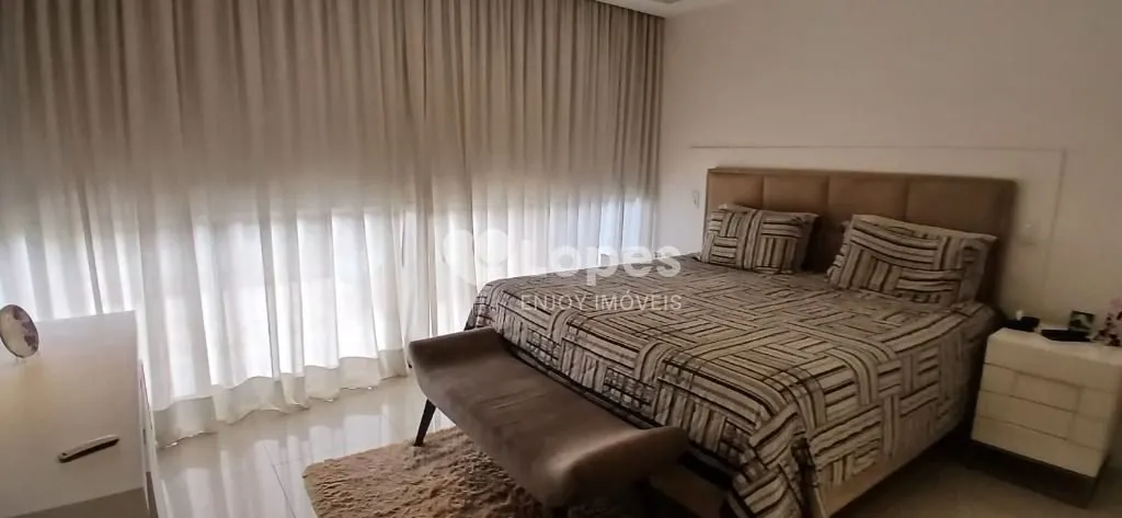 390 m² apartment with a private BBQ area — photo 25