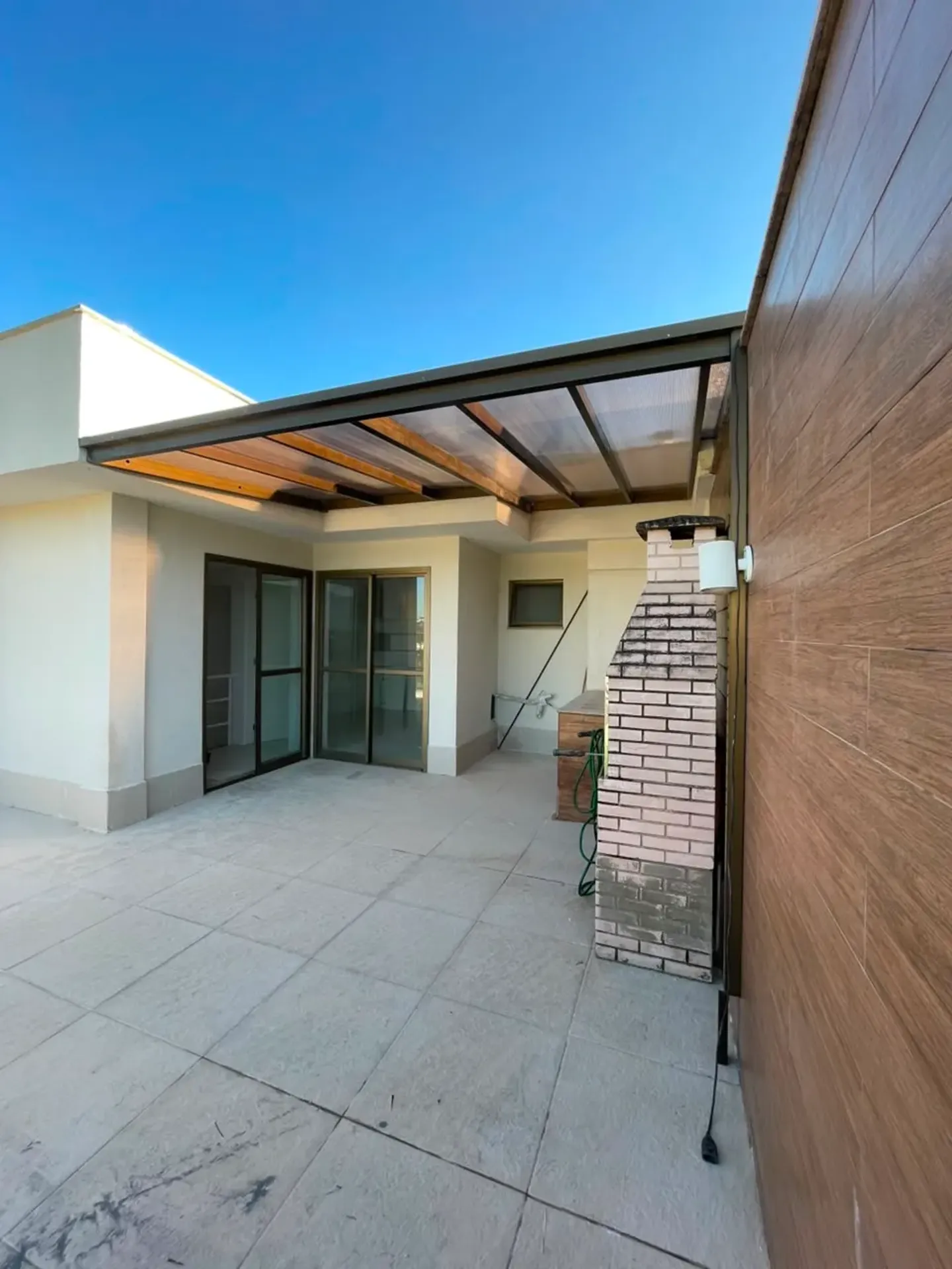 Mountain view in a 2-bedroom apartment, 140 m² — photo 49