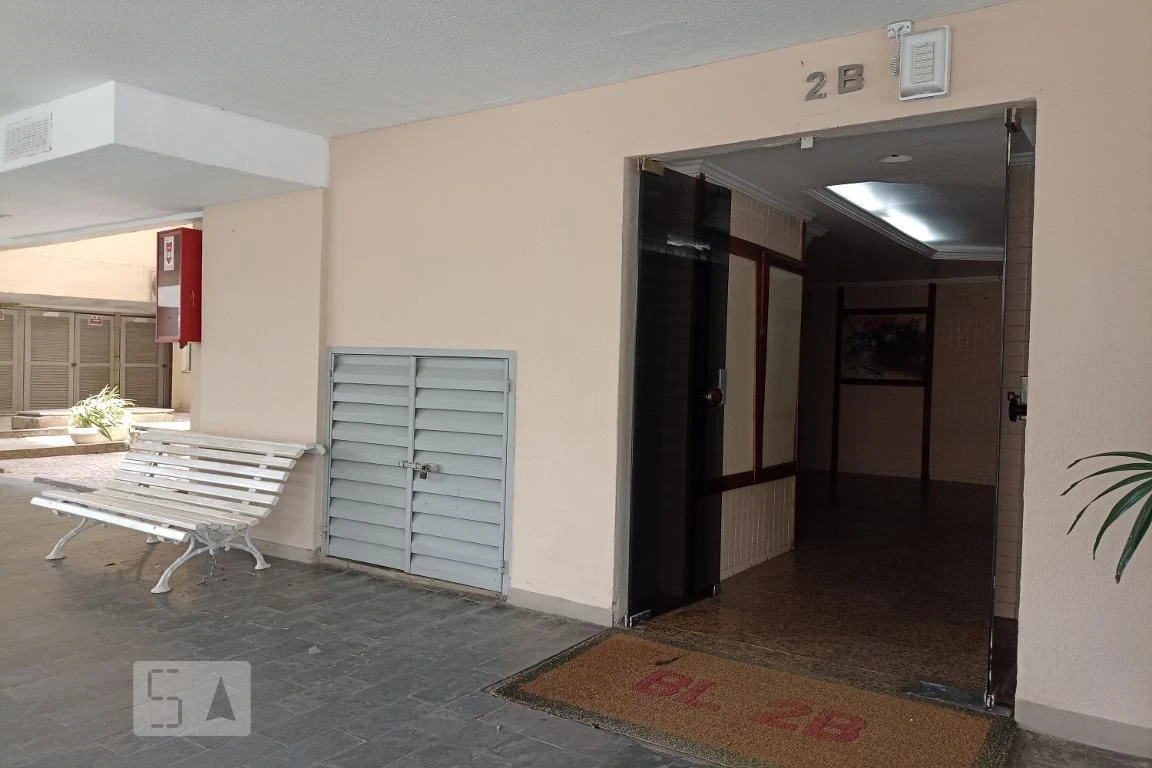 Мебльована квартира з 2 спальнями та окремою кухнею — photo 49