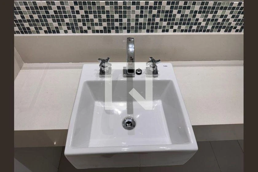 House, 382 m², with a bathtub — photo 36