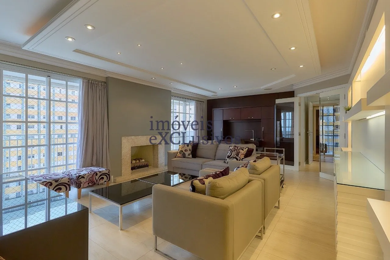 Floor-to-ceiling windows in a 3-bedroom apartment, 146 m² — photo 6
