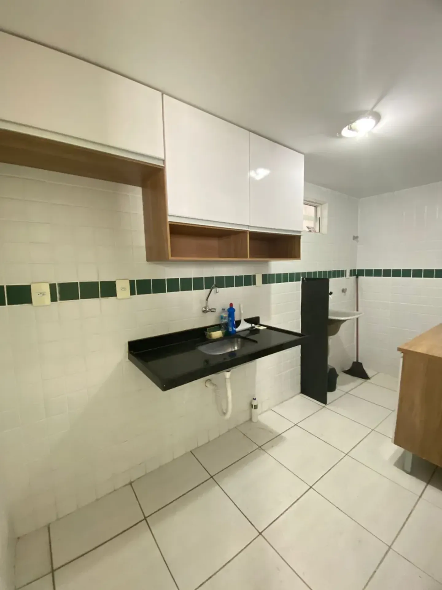 2-bedroom apartment in a building with a gym