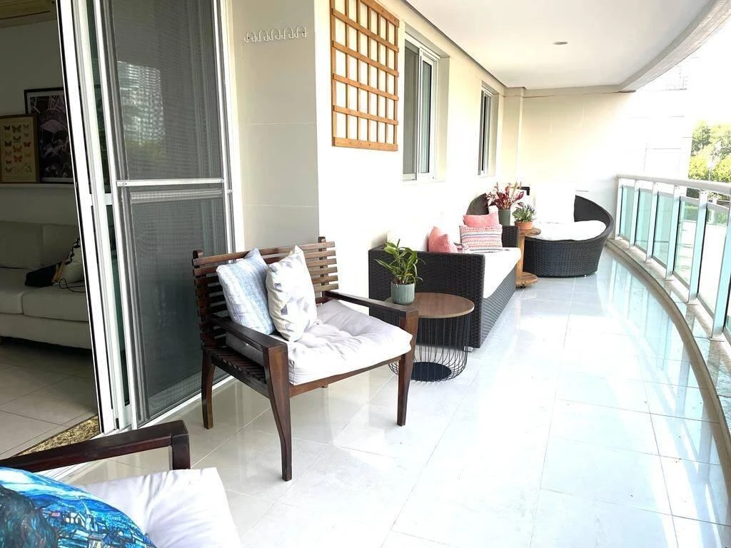 Furnished apartment with 3 en-suite bedrooms and 110 m² — photo 12