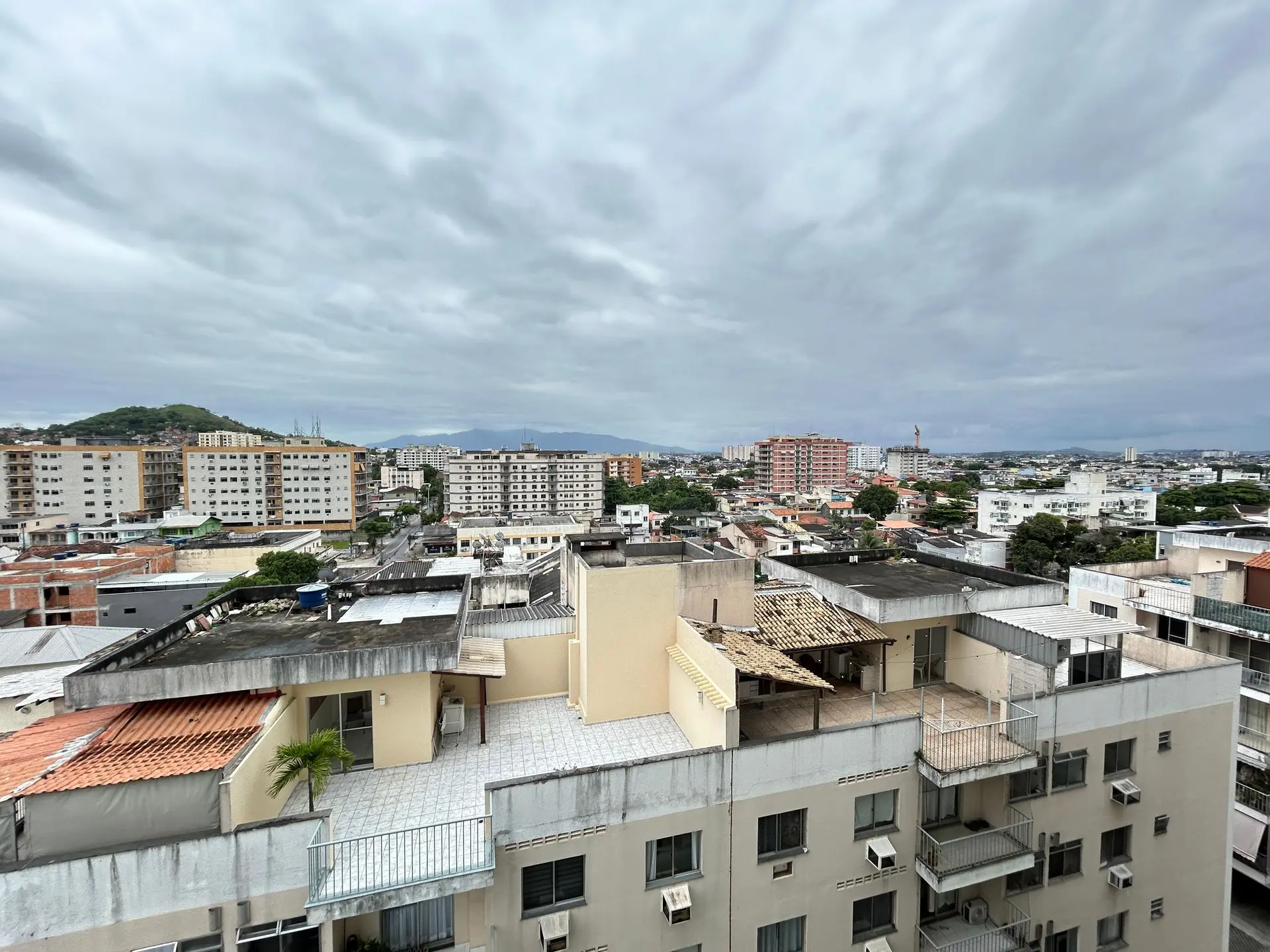 72 m² apartment with a home office and a mountain view — photo 40