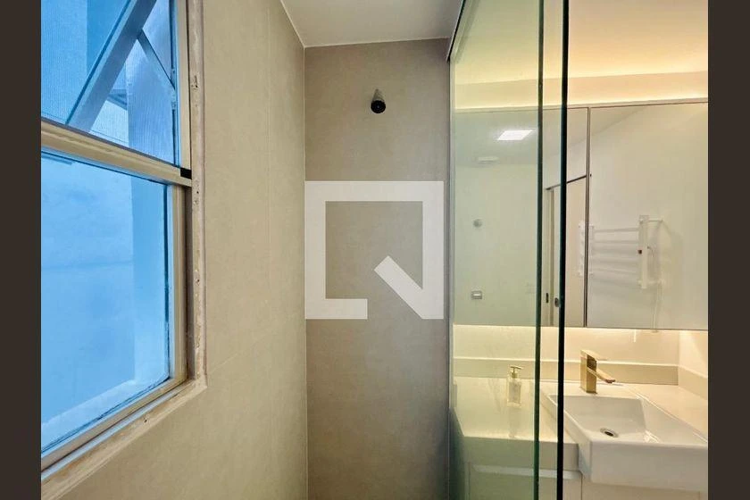 Departamento, 115 m², con piso de madera o laminado