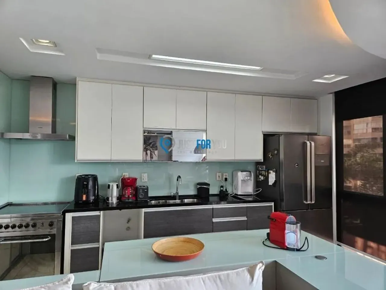 Apartamento mobiliado com 2 quartos e 2 banheiros, 100 m² — photo 11