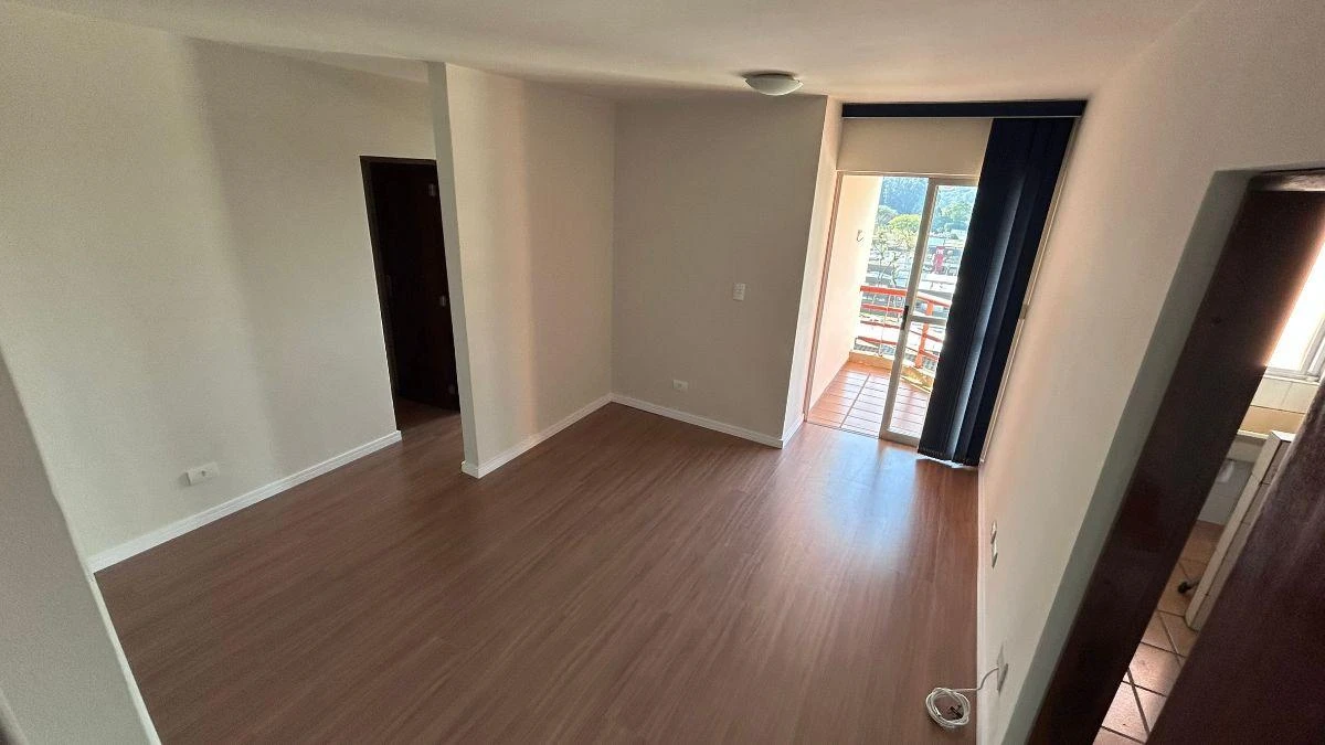 Unfurnished 67 m² apartment with 2 bedrooms — photo 4