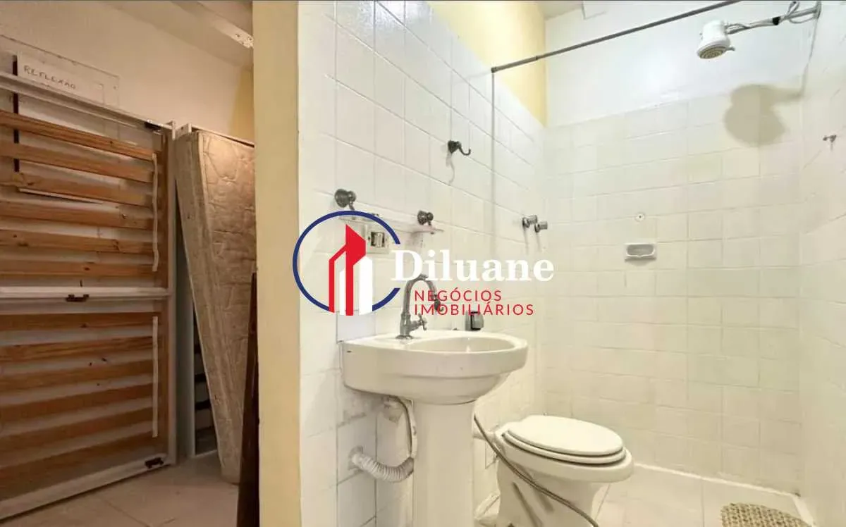 Furnished apartment with 4 bedrooms and 5 bathrooms — photo 36