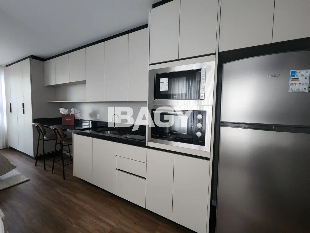 Furnished studio with 40 m² and 1 bedroom — photo 3