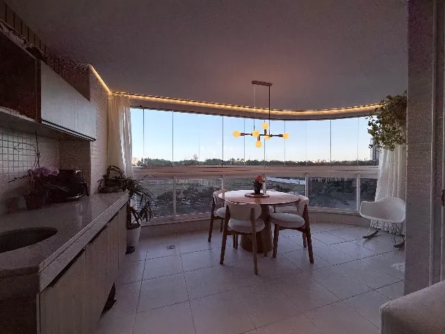 Furnished 2-bedroom apartment with 2 bathrooms — photo 4