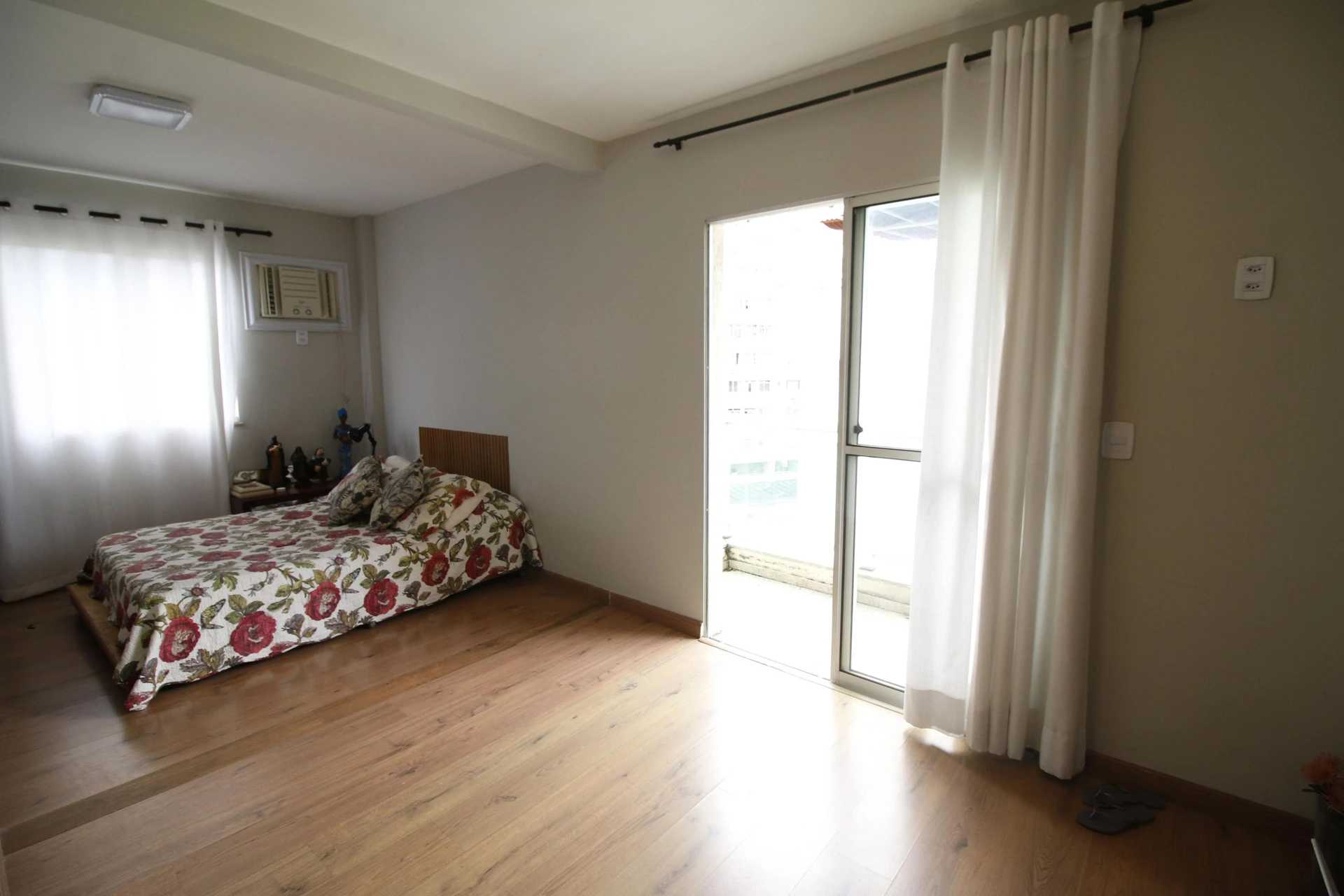 Apartment, 161 m², with a grill on the balcony — photo 8