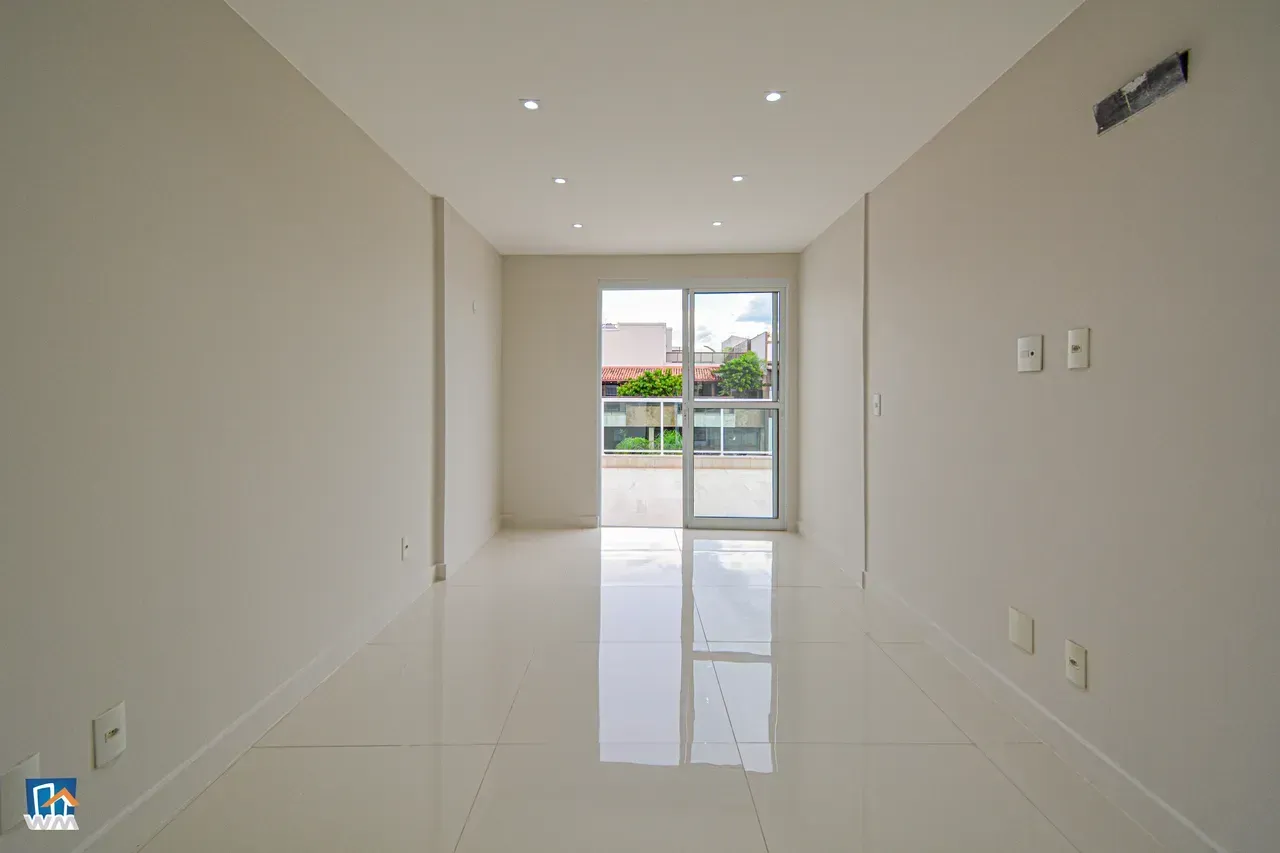 Duplex penthouse with 4 bedrooms and balcony — photo 17