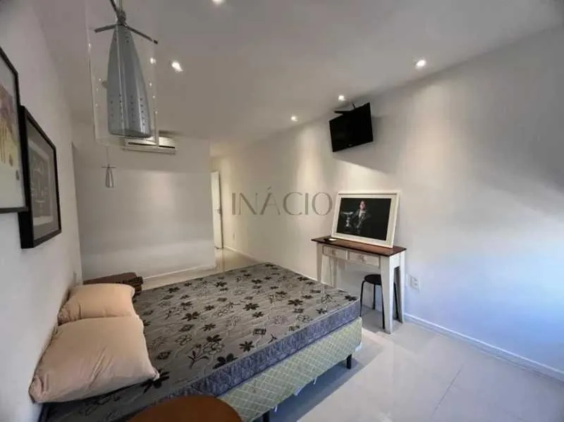 Furnished apartment with 3 bedrooms and 5 bathrooms — photo 21