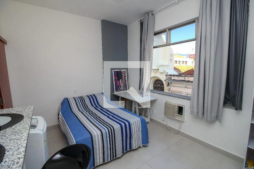 Furnished apartment, 22 m², with a washing machine — photo 8