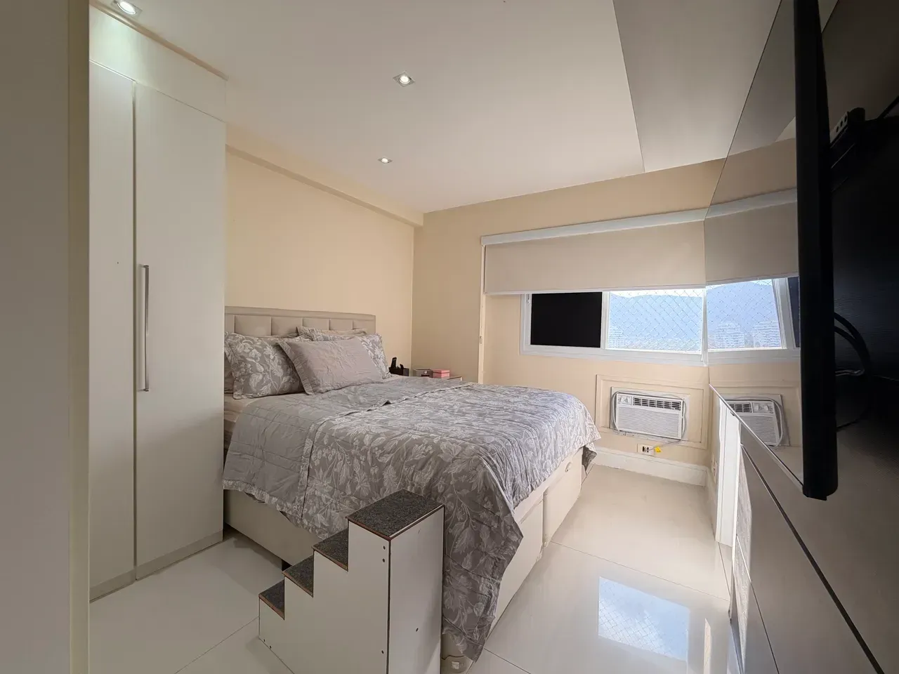 Duplex penthouse furnished with 4 bedrooms 235 m² — photo 19