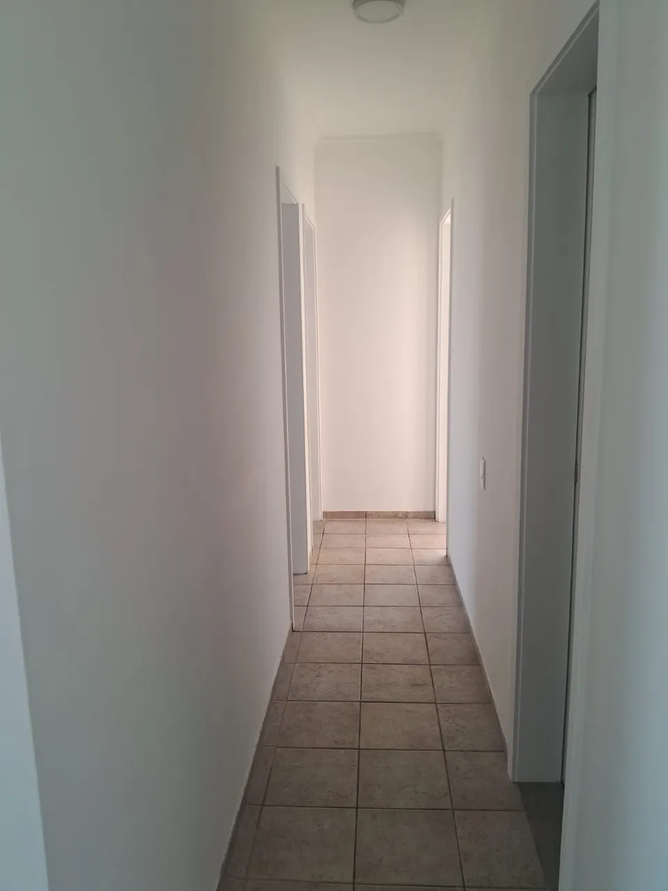 Apartamento sem mobília com 2 dormitórios e 1 banheiro — photo 13