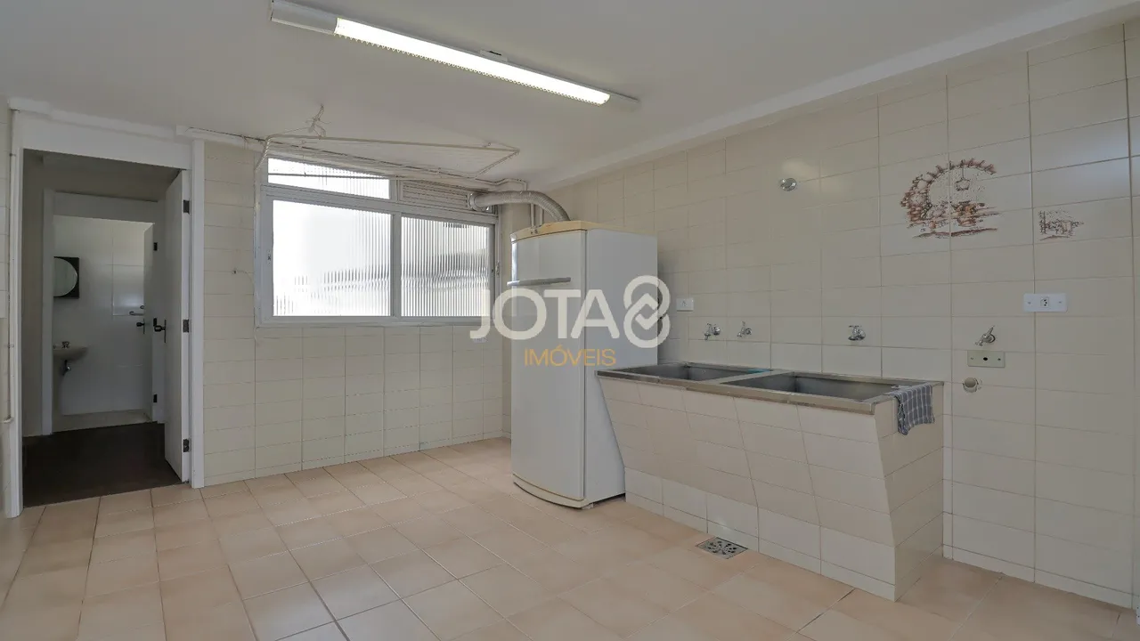 387 m² apartment with 3 bedrooms and a great open kitchen — photo 9
