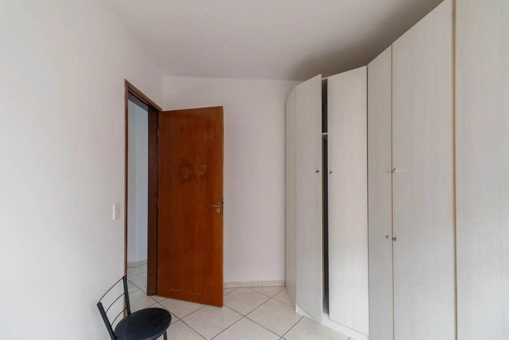 One-bedroom, 29 m² house in Curitiba — photo 4