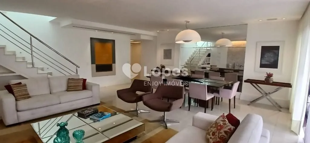 390 m² apartment with a private BBQ area — photo 10
