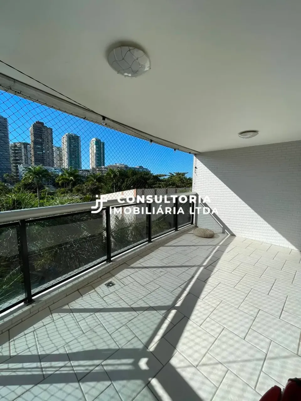 121 m² furnished apartment with 3 bedrooms and 3 baths — photo 15