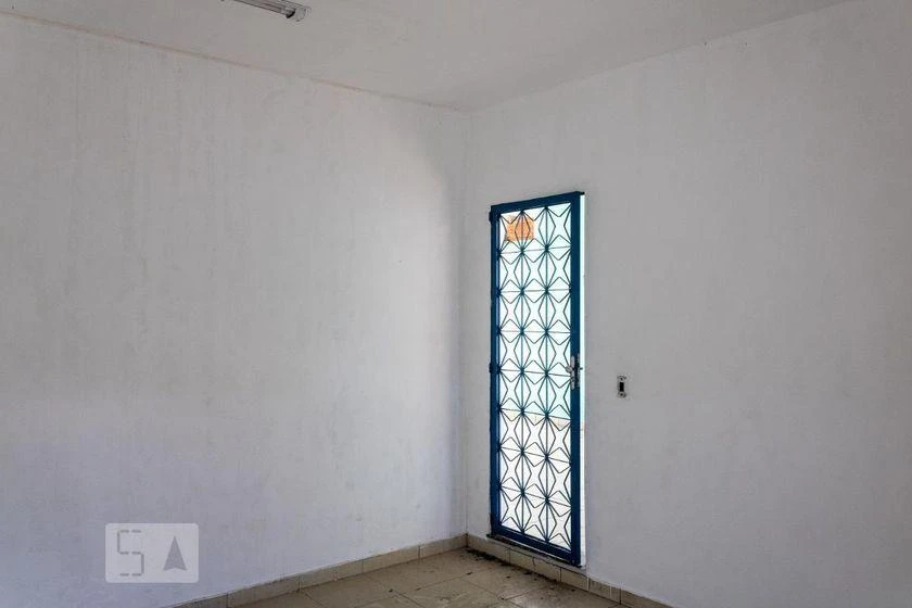 Rental house with 4 bedrooms and 200 m² — photo 19