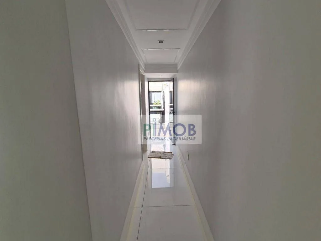 Furnished duplex penthouse with 3 bedrooms and 256 m² — photo 77
