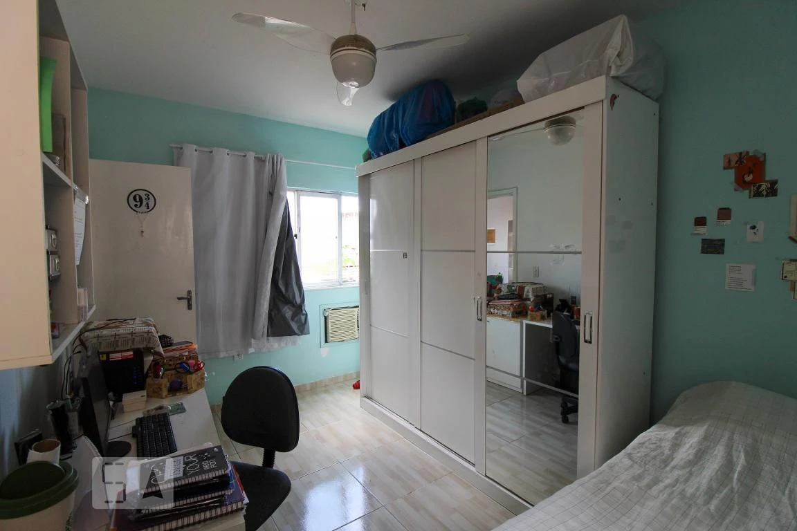 Furnished 2-bedroom apartment with balcony and laundry area — photo 39