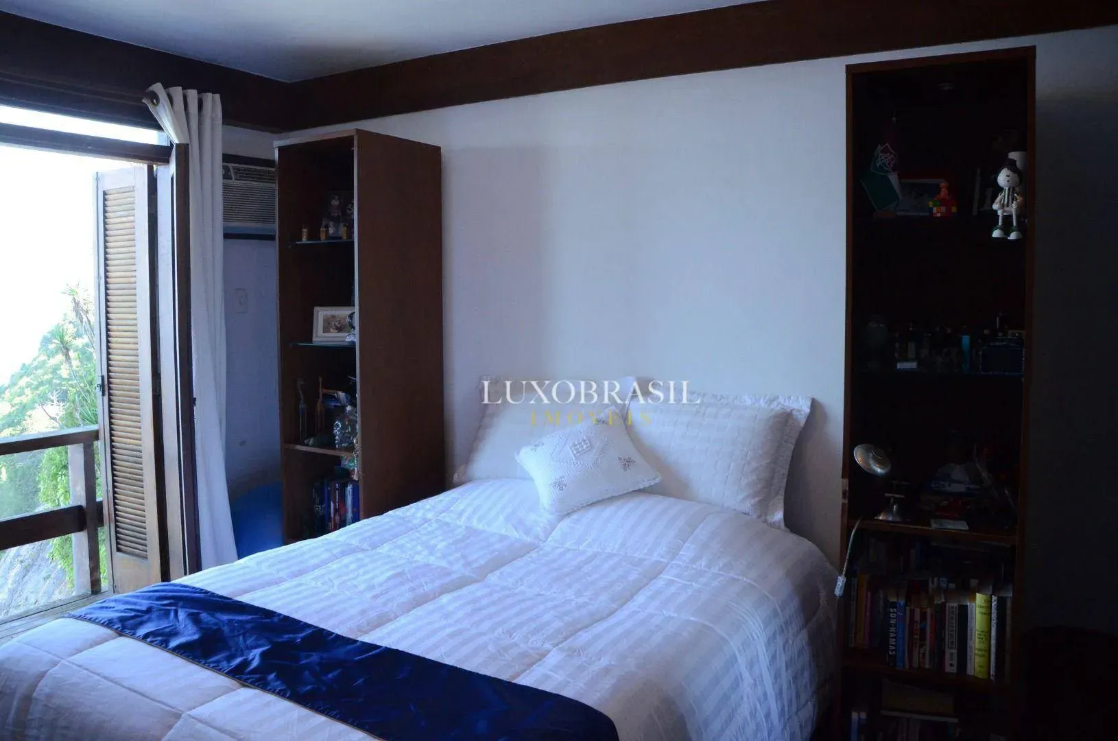 800 m² house with 5 bedrooms and 5 bathrooms — photo 15